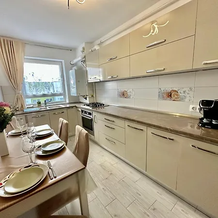 Happy Home Avantgarden Braşov Exterior photo